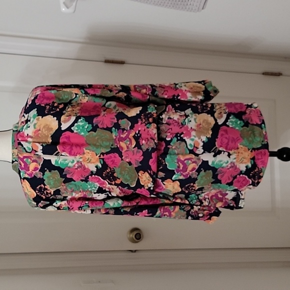 Dalia Size 12 Navy Blue with Multi-Color Floral Pattern Long Sleeve High Low Hem - Picture 5 of 14